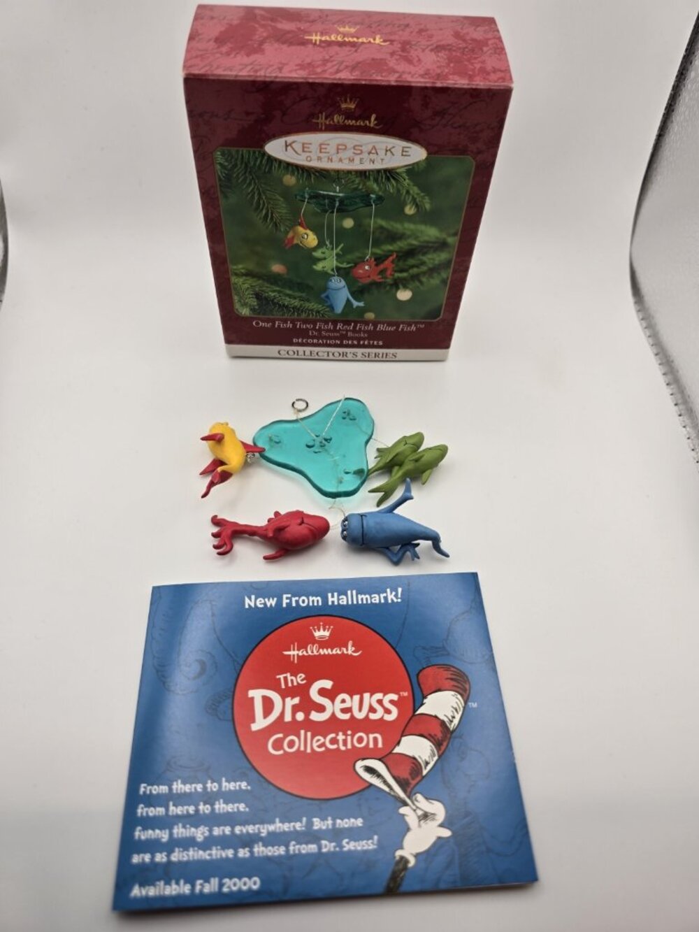 Hallmark Keepsake 2000 Dr. Seuss One Fish Two Fish Red Fish Blue Fish Ornament